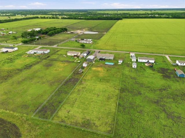 9013 County Road 1143, Leonard, TX 75452