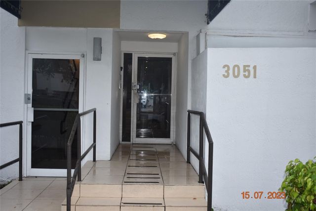 3051 SW 27th Avenue 204, Miami, FL 33133
