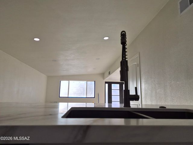 4448 N Jay Avenue N, Tucson, AZ 85705