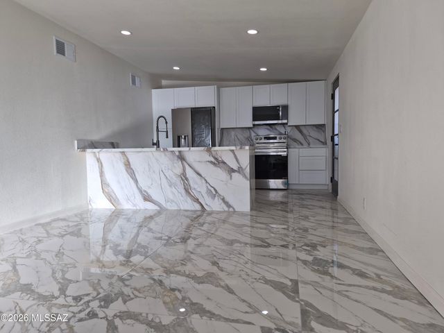 4448 N Jay Avenue N, Tucson, AZ 85705