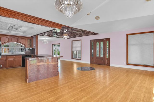 17320 SW 89th Ave, Palmetto Bay, FL 33157