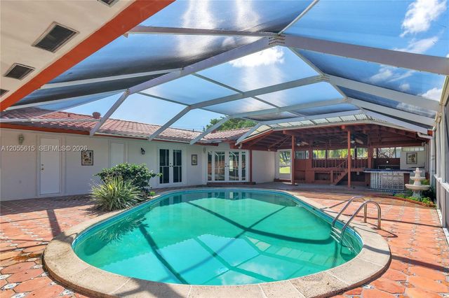 17320 SW 89th Ave, Palmetto Bay, FL 33157