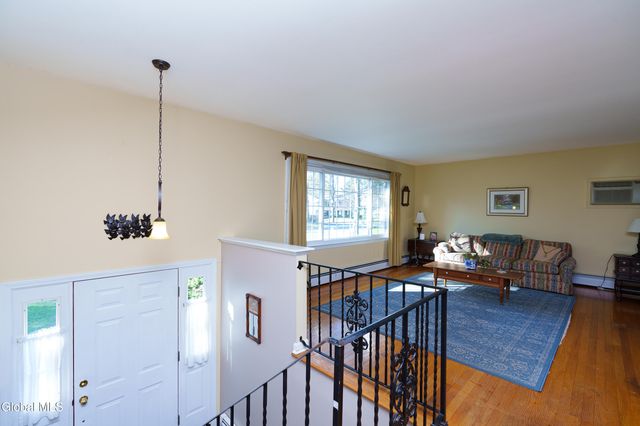 3158 Lone Pine Road, Guilderland, NY 12303