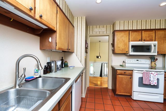 3158 Lone Pine Road, Guilderland, NY 12303