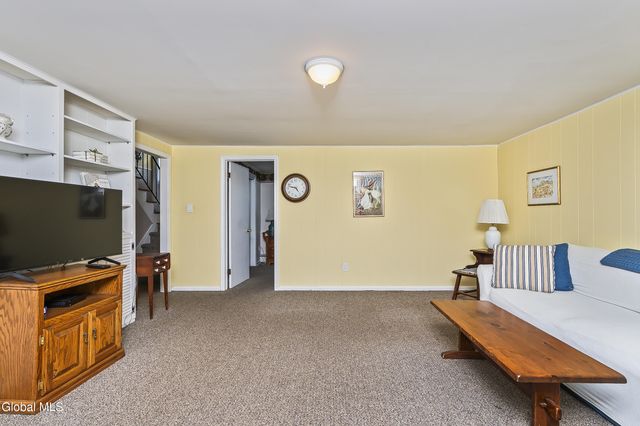 3158 Lone Pine Road, Guilderland, NY 12303