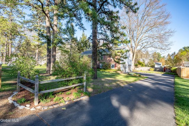 3158 Lone Pine Road, Guilderland, NY 12303
