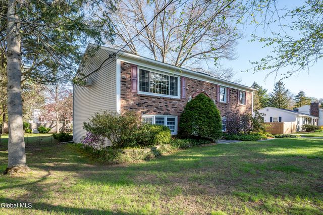3158 Lone Pine Road, Guilderland, NY 12303