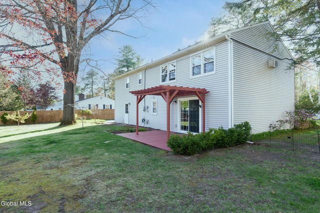3158 Lone Pine Road, Guilderland, NY 12303