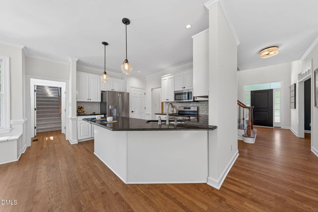 102 Tenbury Wells Drive, Cary, NC 27518