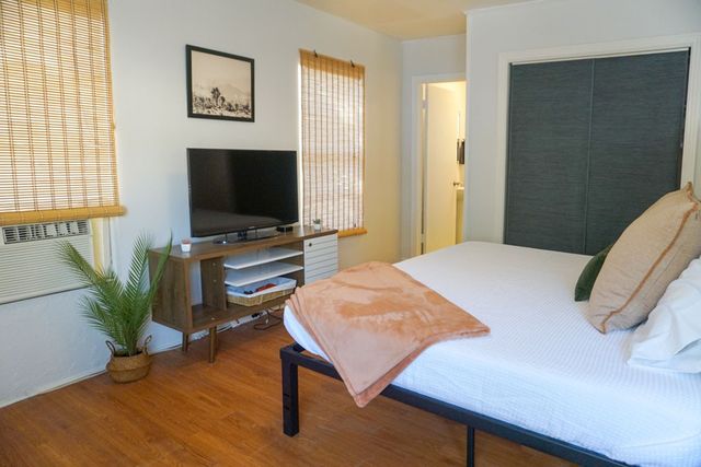 118 Funston Pl, San Antonio, TX 78209