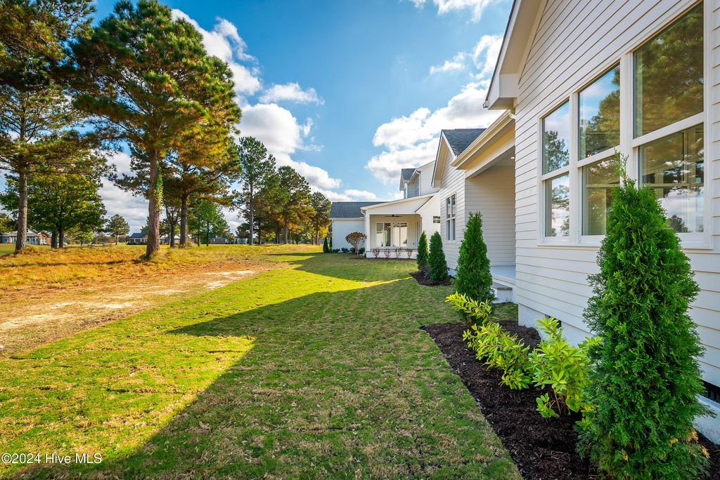 Image 44 of property listing at 138 Pine Tree Point, Snow Hill, NC 28580
