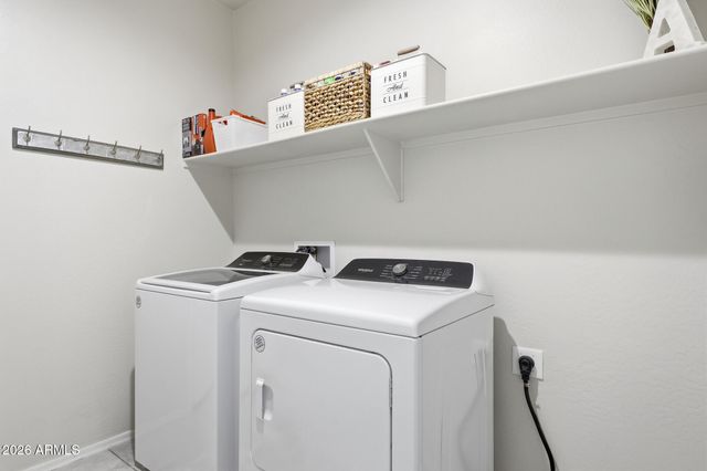 25088 N 186TH Lane, Wittmann, AZ 85361