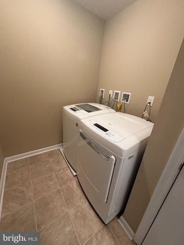 152 HIGH POINT AVE, Dresher, PA 19025