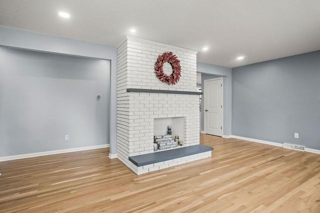 2698 Eugene Avenue, Grove City, OH 43123
