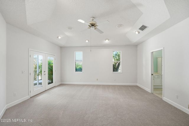 8642 AUTUMN GREEN Drive, Jacksonville, FL 32256