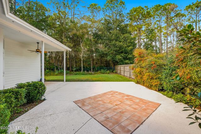 8642 AUTUMN GREEN Drive, Jacksonville, FL 32256