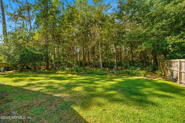 8642 AUTUMN GREEN Drive, Jacksonville, FL 32256