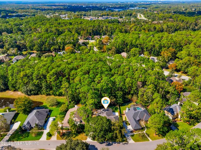 8642 AUTUMN GREEN Drive, Jacksonville, FL 32256