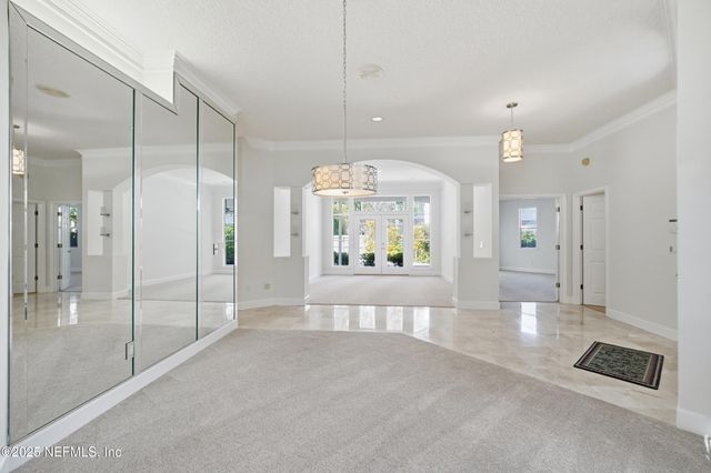 8642 AUTUMN GREEN Drive, Jacksonville, FL 32256