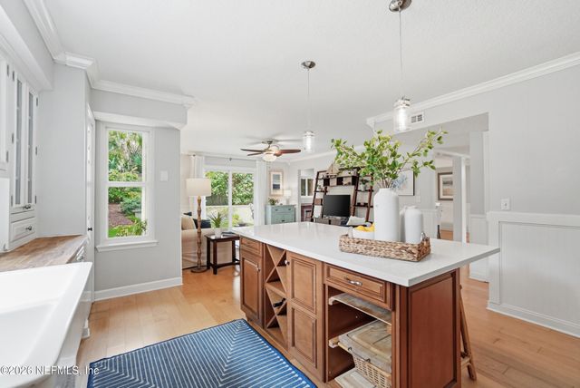 1852 HICKORY Lane, Atlantic Beach, FL 32233