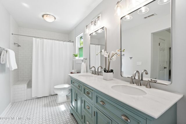 1852 HICKORY Lane, Atlantic Beach, FL 32233