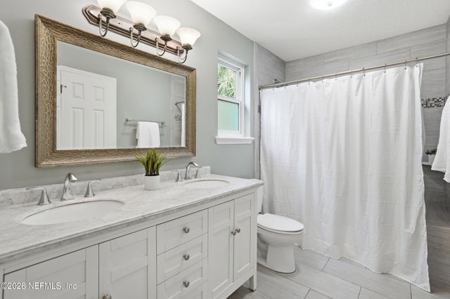 1852 HICKORY Lane, Atlantic Beach, FL 32233