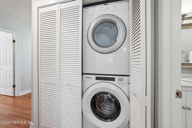 1852 HICKORY Lane, Atlantic Beach, FL 32233