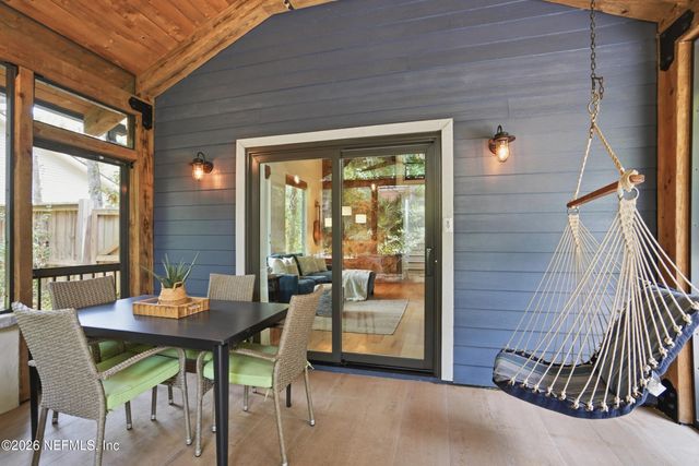 1852 HICKORY Lane, Atlantic Beach, FL 32233