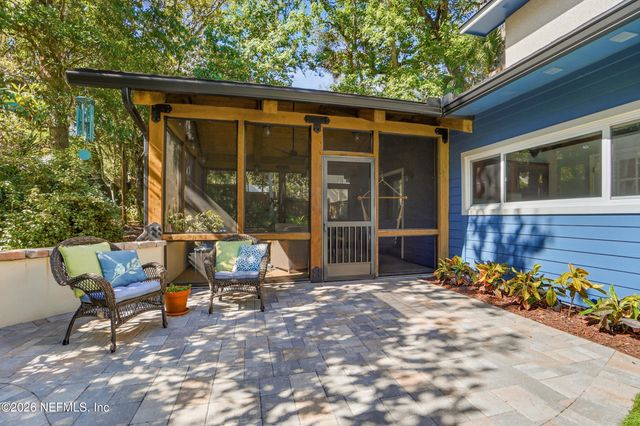 1852 HICKORY Lane, Atlantic Beach, FL 32233