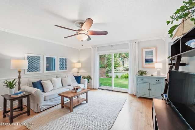 1852 HICKORY Lane, Atlantic Beach, FL 32233