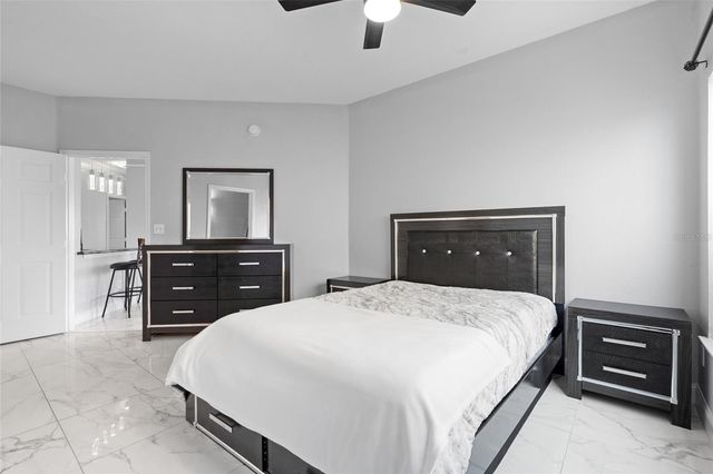 4333 BAYSIDE VILLAGE DRIVE 110, Tampa, FL 33615