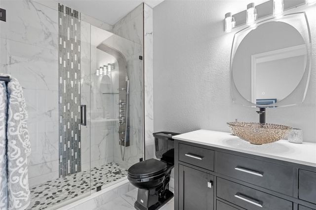 4333 BAYSIDE VILLAGE DRIVE 110, Tampa, FL 33615