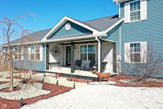 8526 Sandrea Lane S, Ladoga, IN 47954