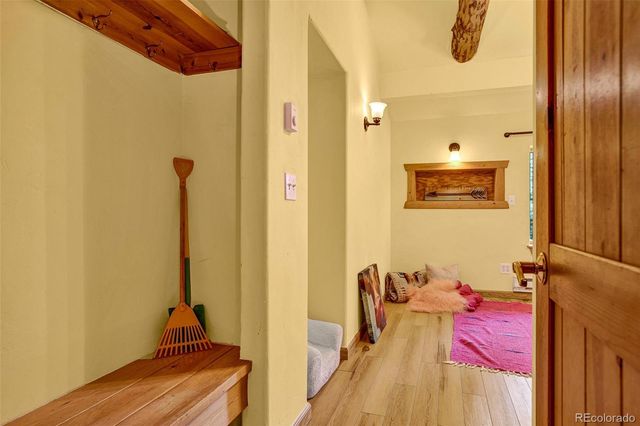 46 Singleton Road, Alma, CO 80420