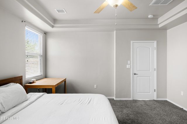 12401 KNIGHTSBRIDGE Drive, Horizon City, TX 79928