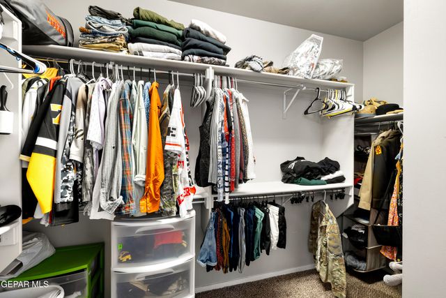 12401 KNIGHTSBRIDGE Drive, Horizon City, TX 79928