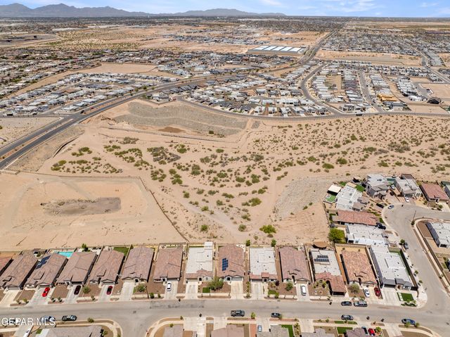 12401 KNIGHTSBRIDGE Drive, Horizon City, TX 79928