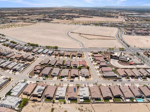 12401 KNIGHTSBRIDGE Drive, Horizon City, TX 79928