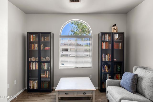 12401 KNIGHTSBRIDGE Drive, Horizon City, TX 79928