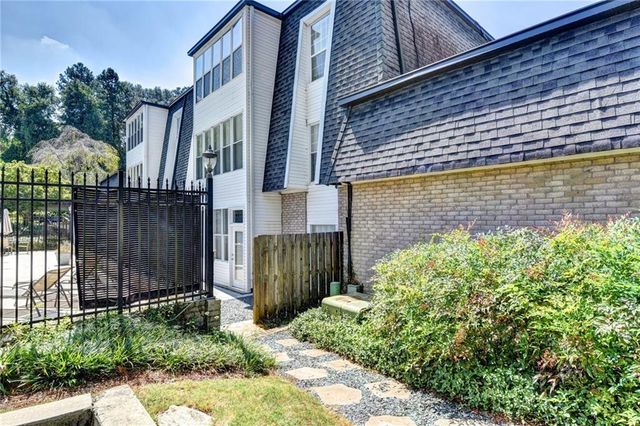 5115 Chemin De Vie NE 5115, Atlanta, GA 30342