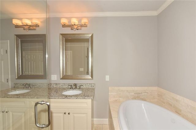 5115 Chemin De Vie NE 5115, Atlanta, GA 30342