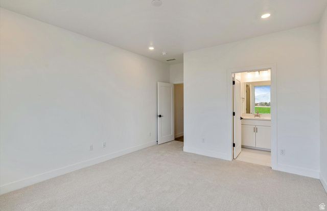 1033 E 250 S, Salem, UT 84653