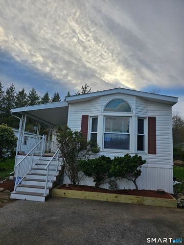 1 Circle Drive, Stonington, CT 06378