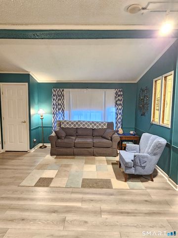 1 Circle Drive, Stonington, CT 06378