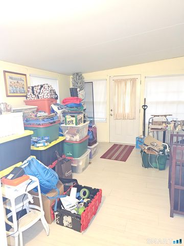 1 Circle Drive, Stonington, CT 06378