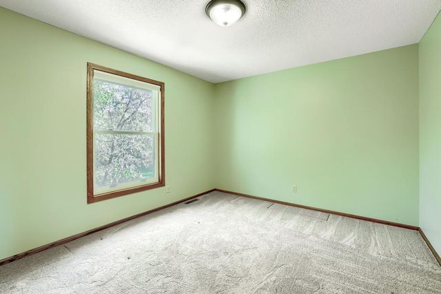 1568 Ashbury Place, Eagan, MN 55122