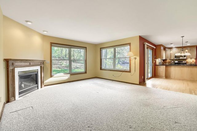 1568 Ashbury Place, Eagan, MN 55122