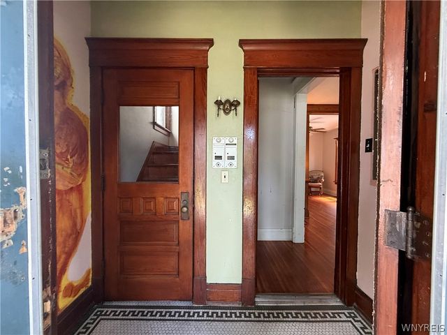 467 East Street, Buffalo, NY 14207