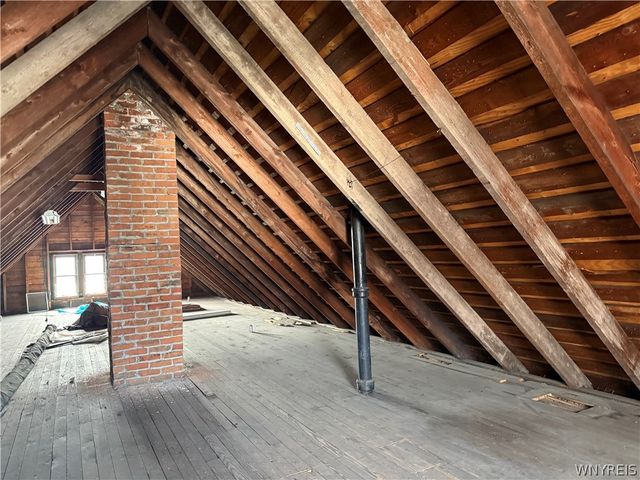 467 East Street, Buffalo, NY 14207