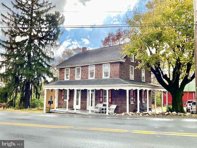 1145 READING RD, Narvon, PA 17555